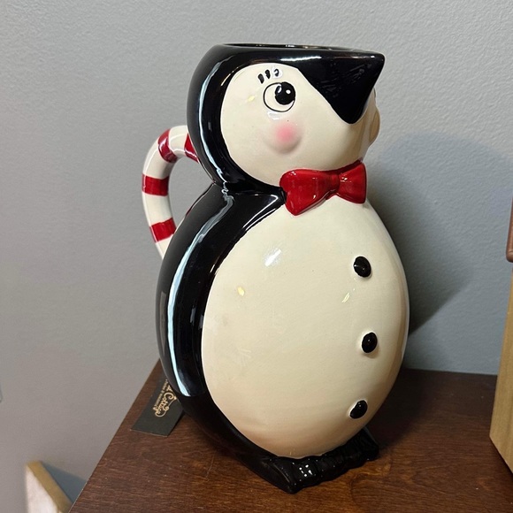 JOHANNA PARKER Other - Johanna Parker Carnival Cottage PENGUIN CERAMIC PITCHER